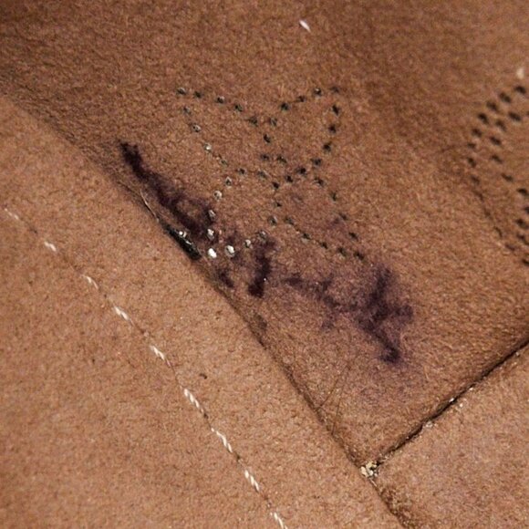 Louis Vuitton Galet Monogram Mahina Girolata Bag - Picture 11 of 12